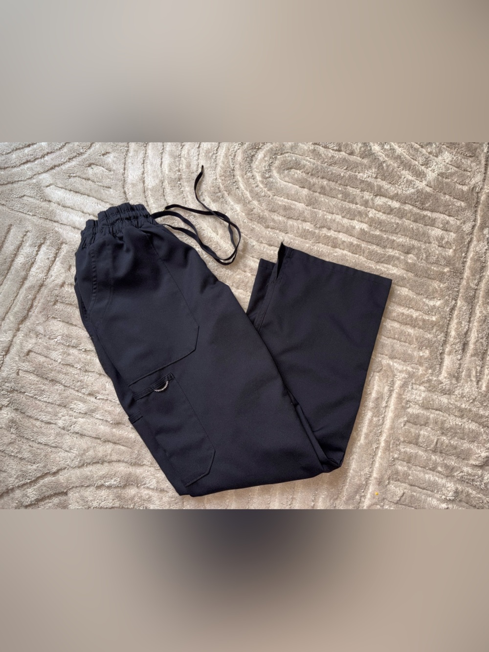 Women’s medium petite scrub bottoms